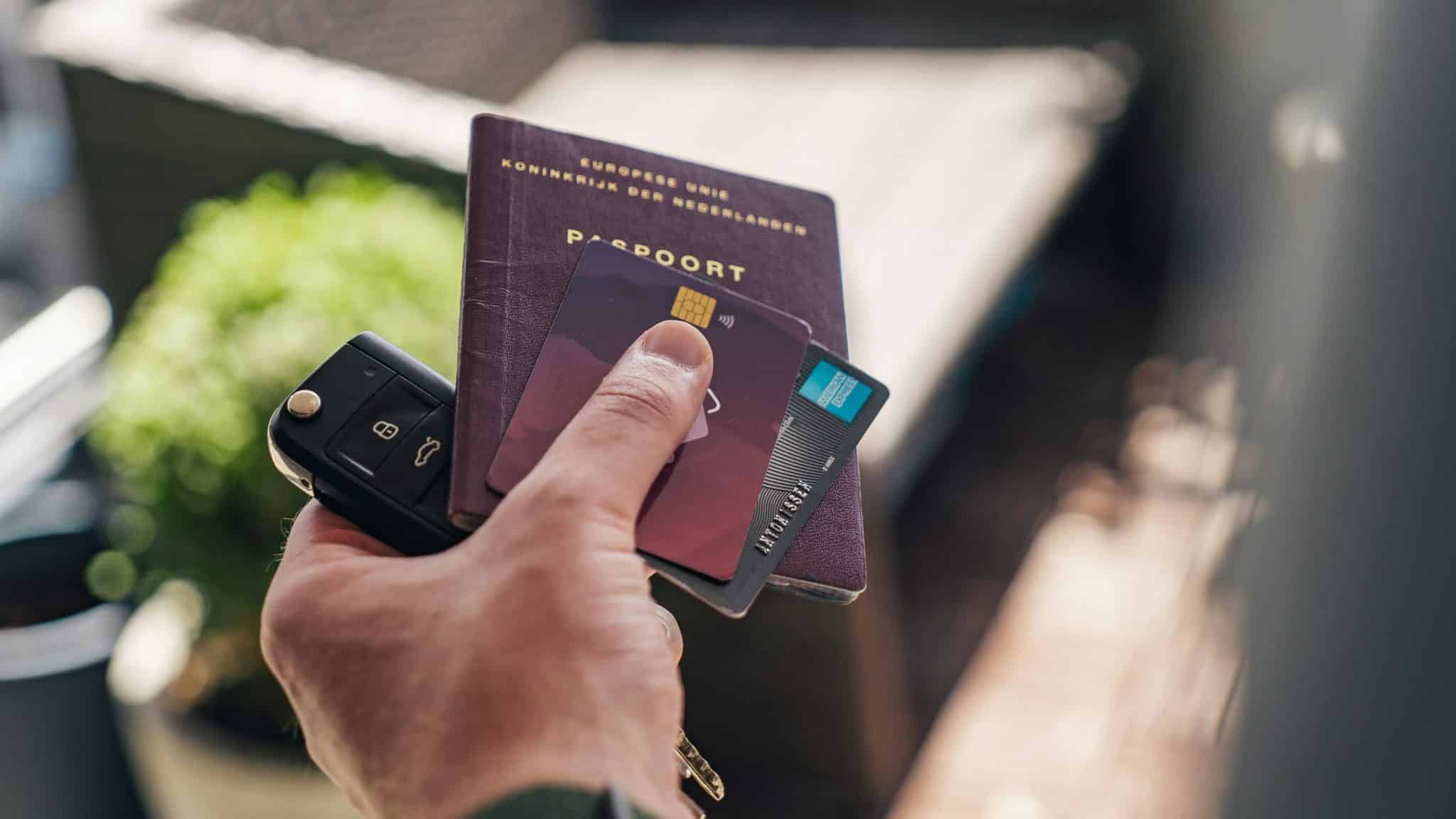 Looking for a Travel Card: Things to keep in mind